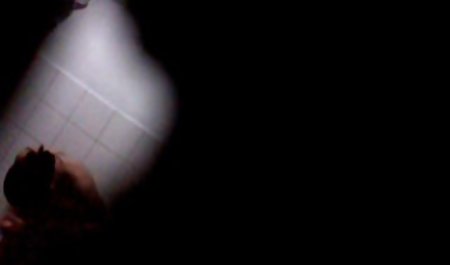 ポルトガル語 女子 高生 フリー おっぱい