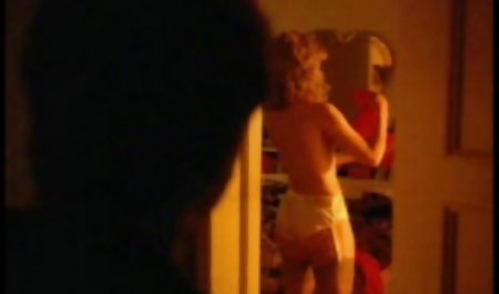 セクシーな女の子ピンクの髪ジャークオフ おっぱい 揺れる youtube