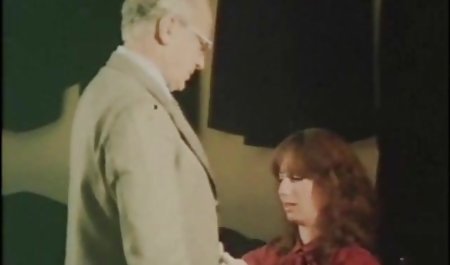 美しいティーンSoftcore おっぱい を 触る youtube