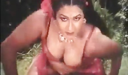 シンディお尻にこちら youtube おっぱい 揉む